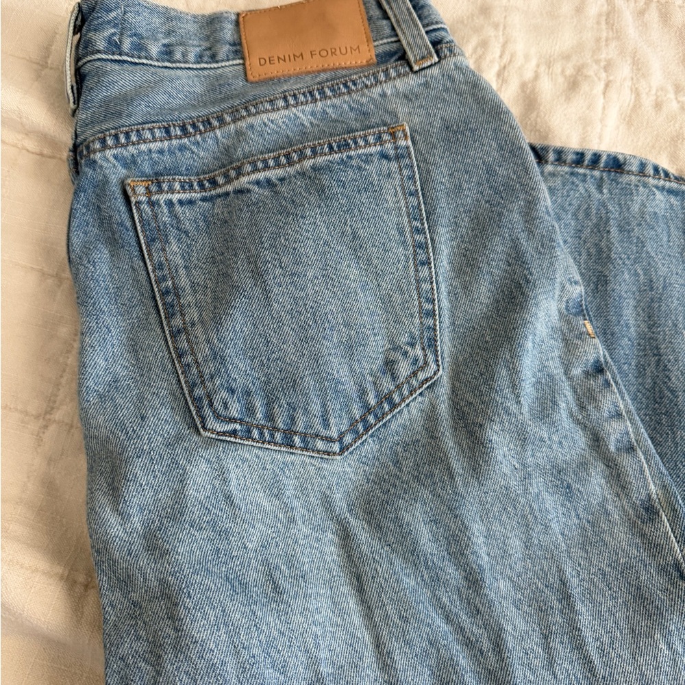 Aritzia Denim Forum Farrah Low Rise Jeans - Picture 10 of 12